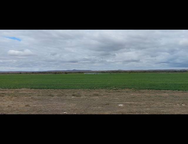 4,642HA FARM FOR SALE IN LEEU GAMKA